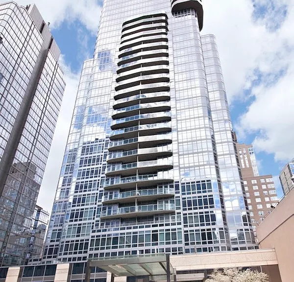 555 W 59th St #17D — Photo 1
