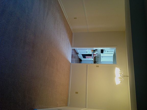 3rd image of 402 Hustings Ln Unit E