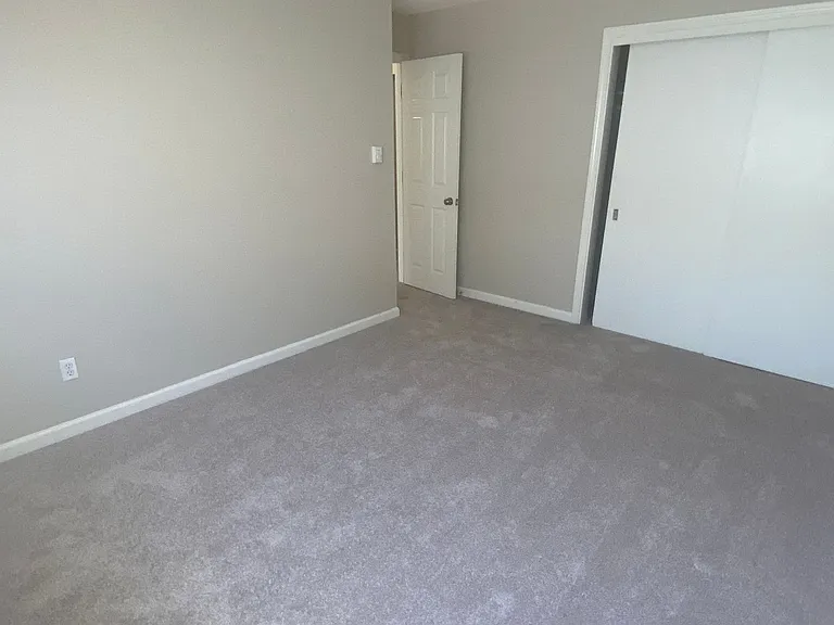 902 - Proverbs 31 Holdings LLC — Photo 33