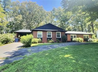 2651 Green Crest Dr, Winston Salem, NC 27106