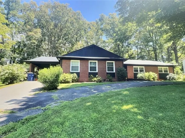 2651 Green Crest Dr, Winston Salem, NC 27106