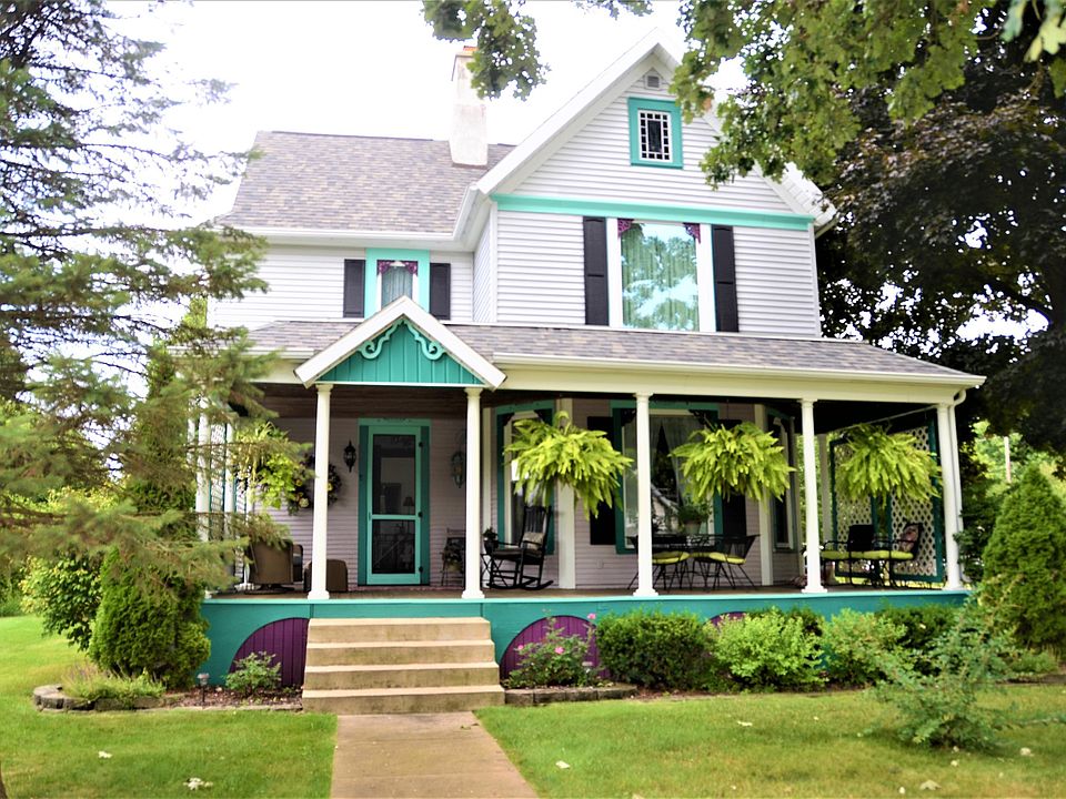 1st image of 304 W Eliza St