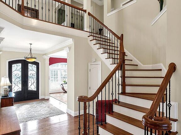 5th image of 8409 Passage Marseille Ct