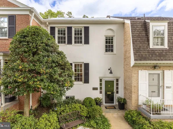 3559 Hamlet Pl, Chevy Chase, MD 20815