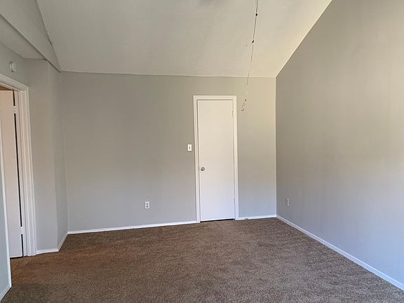 2nd image of 8436 Rockcreek Pkwy