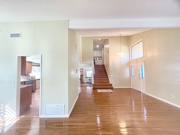 4th image of 15722 Tern St