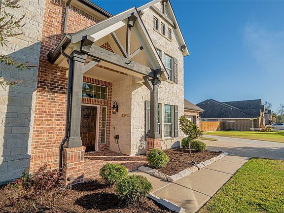 4th image of 4603 Clearwater Rd