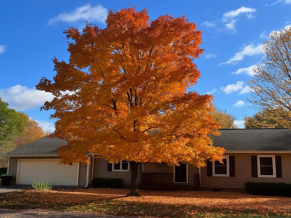 1st image of 1990 Black Bark Ln