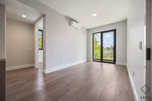262 9th St #602 Photo 1
