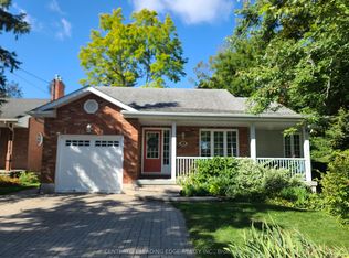 102 2nd Ave, Uxbridge, ON L9P 1J9