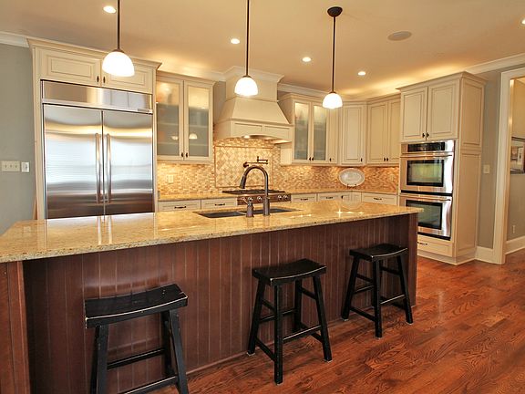 5th image of 10411 S Duncan Woods Dr