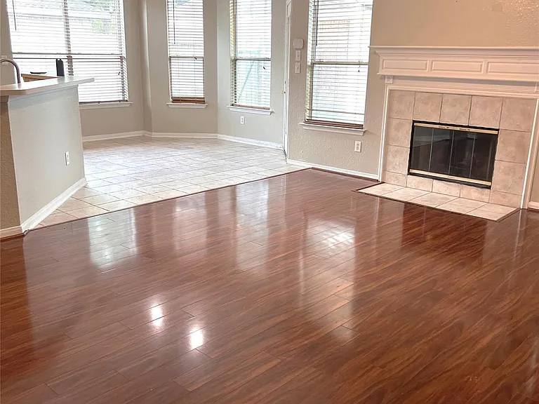 14210 Meadow Estates Ln — Photo 6
