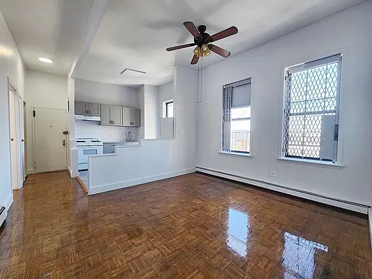 Rented by Brooklyn Property Group LLC | media 7