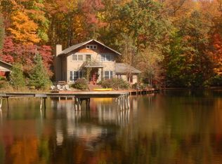 102 Dug Hill Rd, Landrum, SC 29356