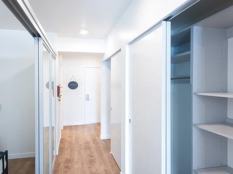 Jack Apartments — Photo 14