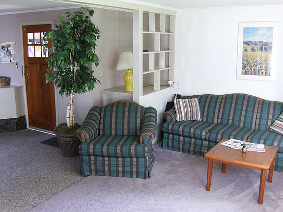 4th image of 123 Voorheesville Ave