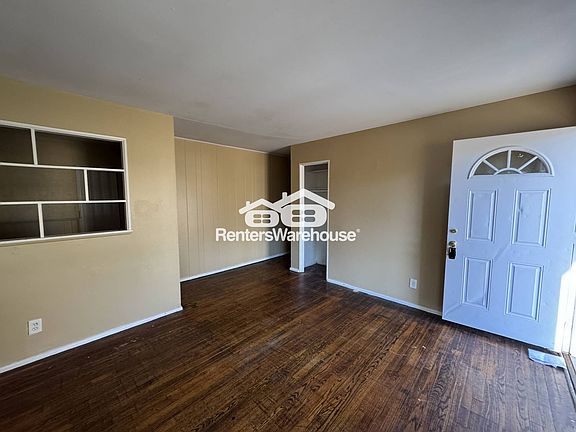 3rd image of 10137 Cavalier Ct