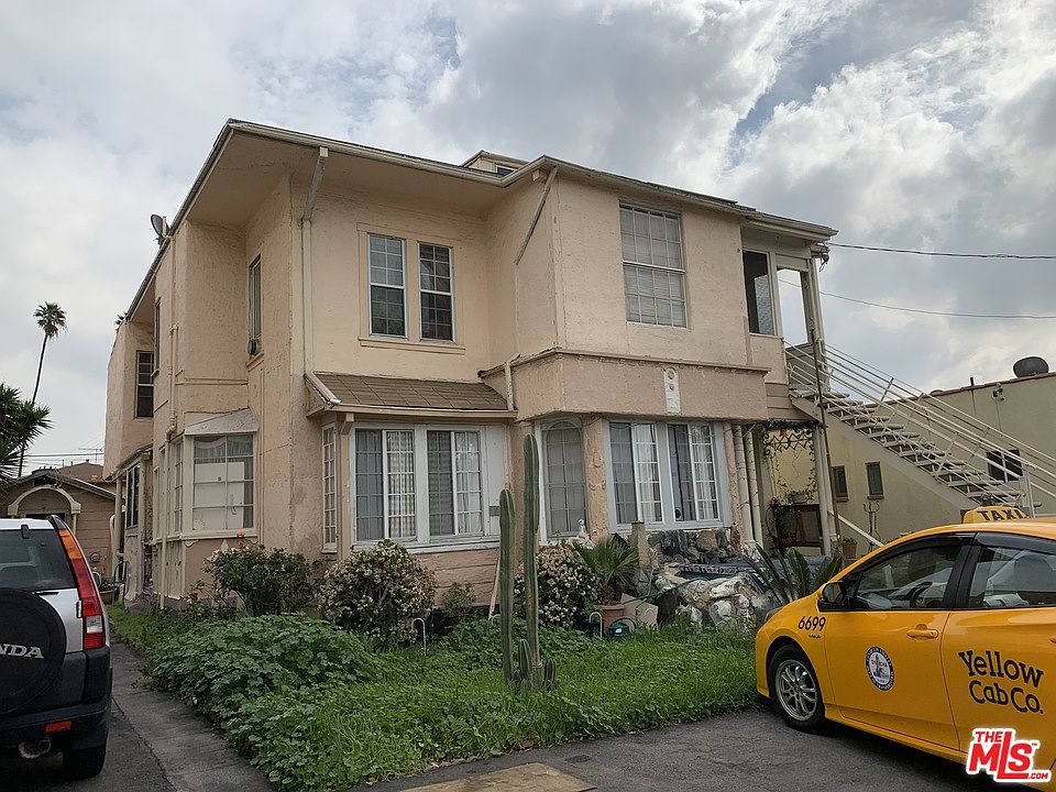 1st image of 1150 N Kingsley Dr