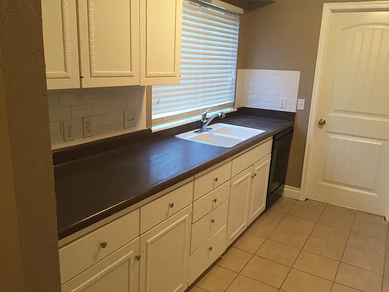 2847 Indian Creek Blvd — Photo 7