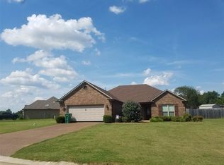 5116 Rolling Meadows Dr, Milan, TN 38358