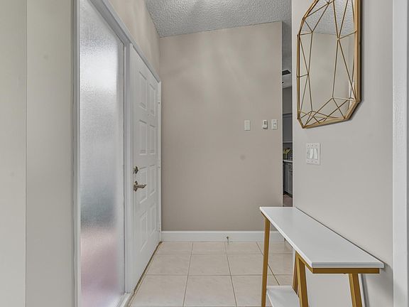 4th image of 8290 Springlake Drive