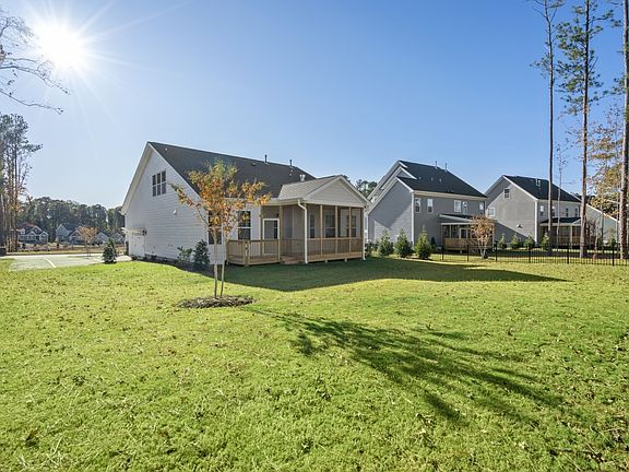 Fairview Park The Hanover Backyard