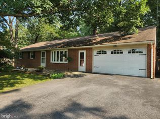 3761 E Elizabethtown Rd, Manheim, PA 17545