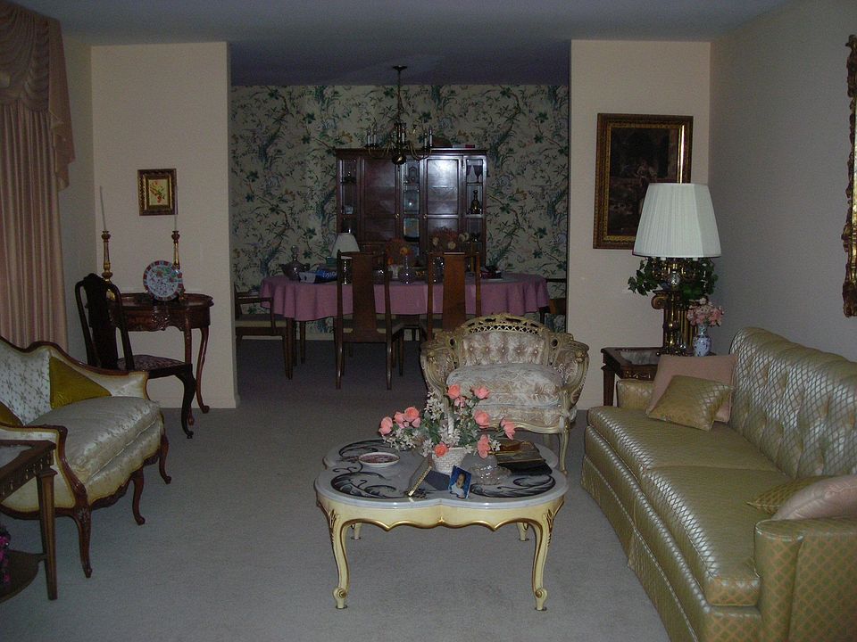 2nd image of 1429 Sheffield Dr
