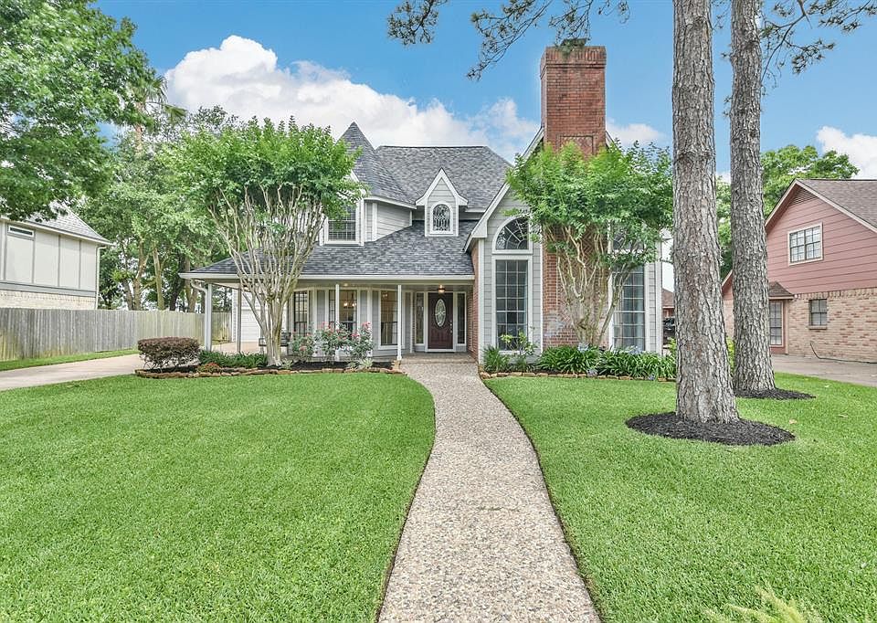 1st image of 22814 Spatswood Ln