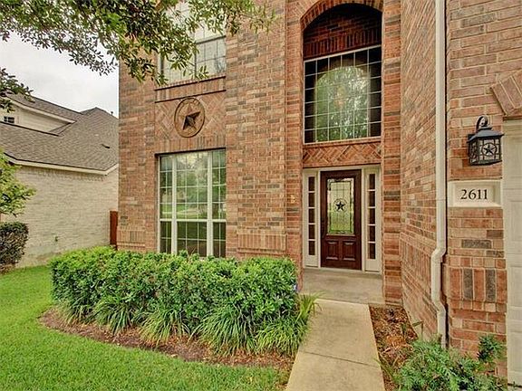 2nd image of 2611 Corabella Pl