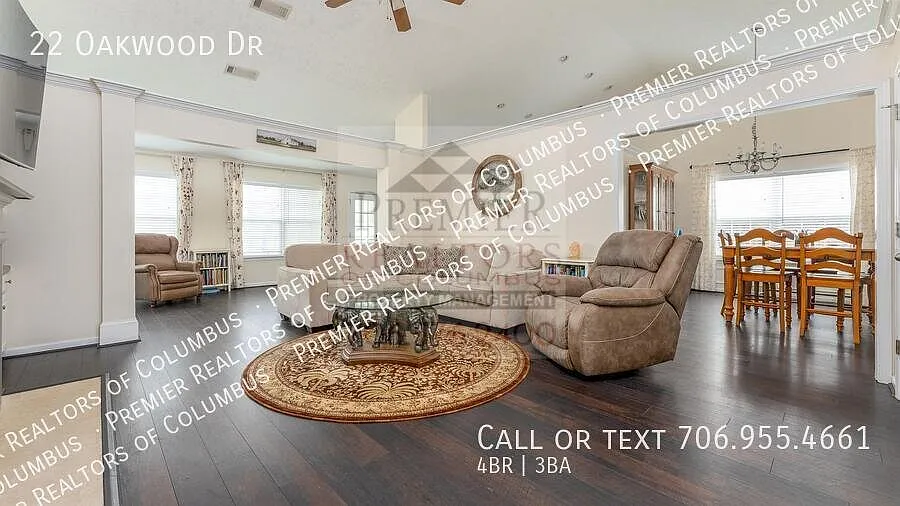 4 bed, 2400 sqft, $1,950 — Photo 4