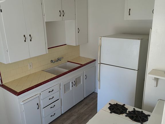 5th image of 22 Saint Joseph Ave #2
