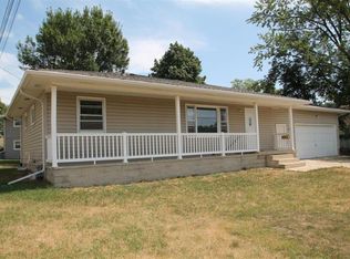 2036 Waterloo Rd, Cedar Falls, IA 50613