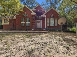 89 County Road 4630, Mount Pleasant, TX 75455