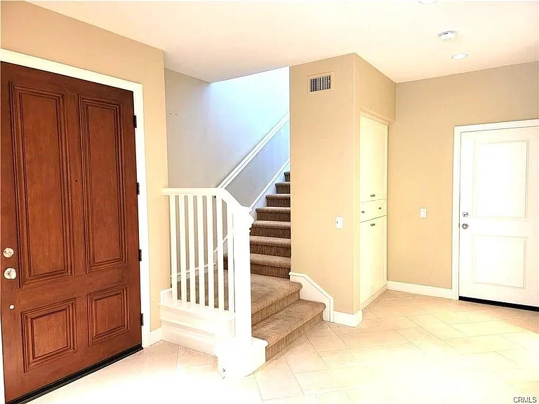 63 Rustic Charm — Photo 2