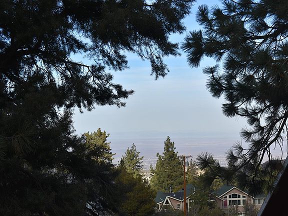 4th image of 1970 Mojave Scenic Dr