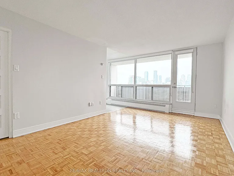 666 Spadina Ave #2107 — Photo 2