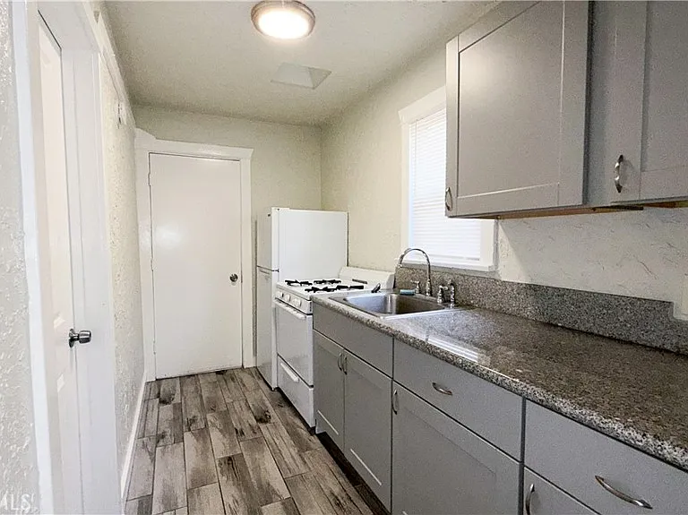 5023 Bakman Ave #2 — Photo 8