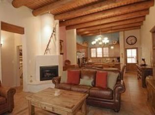 604 Sunset St APT A, Santa Fe, NM 87501