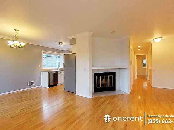 3rd image of 12719 NE 171st Ln #2719