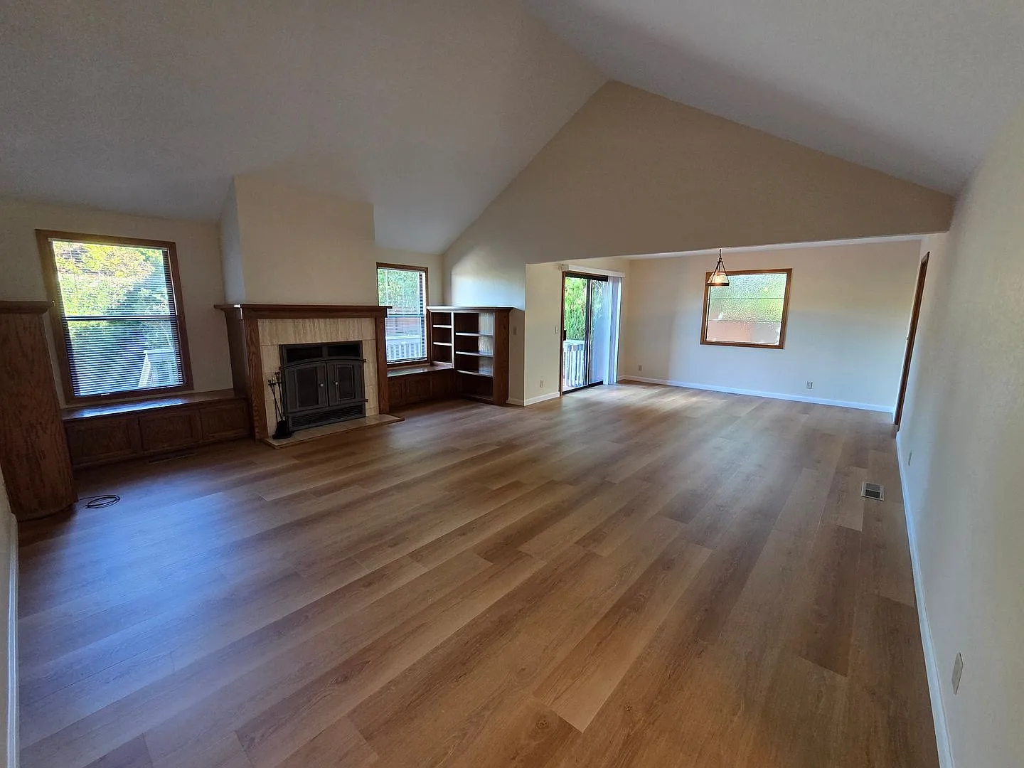 Desirable Westside Petaluma - Beautiful and well maintained 3 bedroom, 2 bath — Photo 4