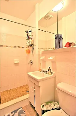 Rented by Bold New York | media 9