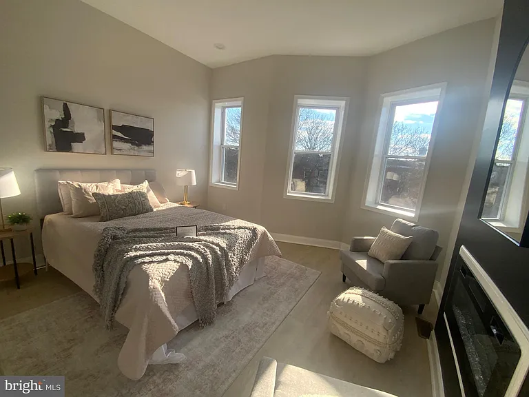 2141 Druid Hill Ave — Photo 39