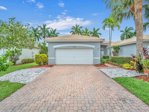 10788 Royal Caribbean Circle, Boynton Beach, FL 33437