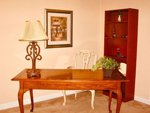 5th image of 141 Wild Horse Valley Dr