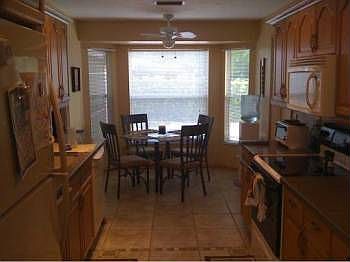 2nd image of 3360 Plantation Dr