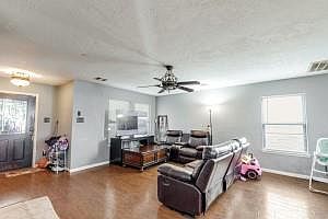 3rd image of 19507 Remington Bend Dr