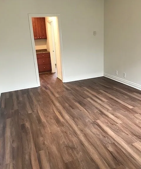 2117 E 4th St #3 — Photo 3