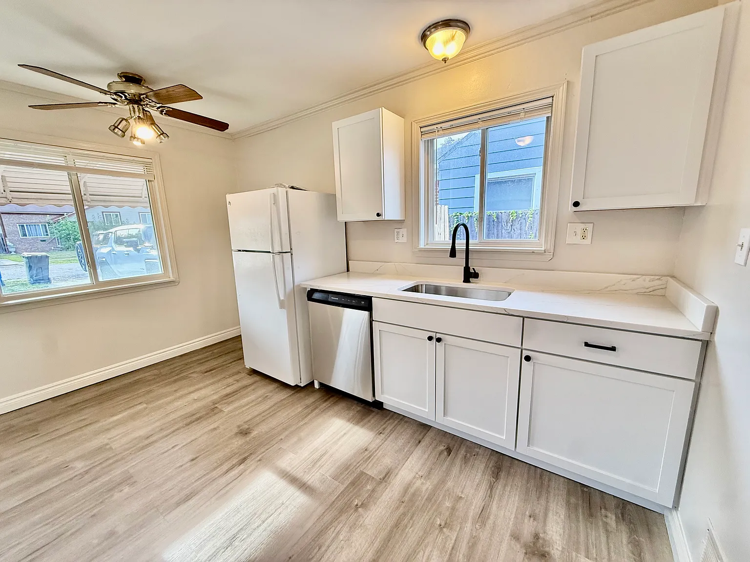 3 bed, 1040 sqft, $1,750 — Photo 4