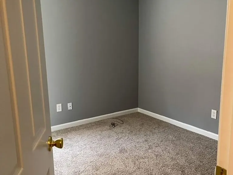 754 W Elm Rd — Photo 22